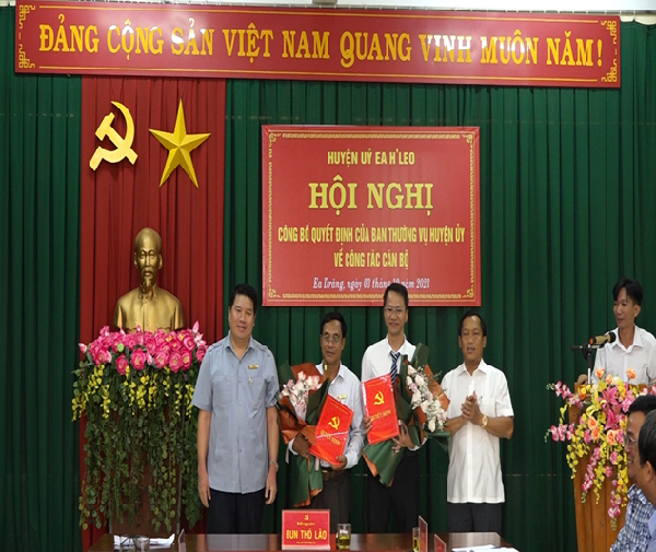 Hội nghị công bố Quyết định của Ban Thường vụ Huyện ủy Ea H’Leo về công tác cán bộ